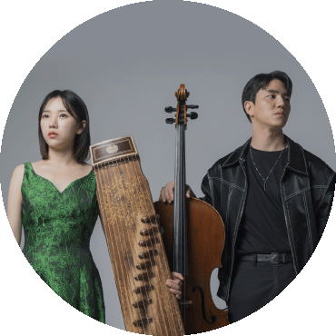 CelloGayageum stands and poses with their instruments